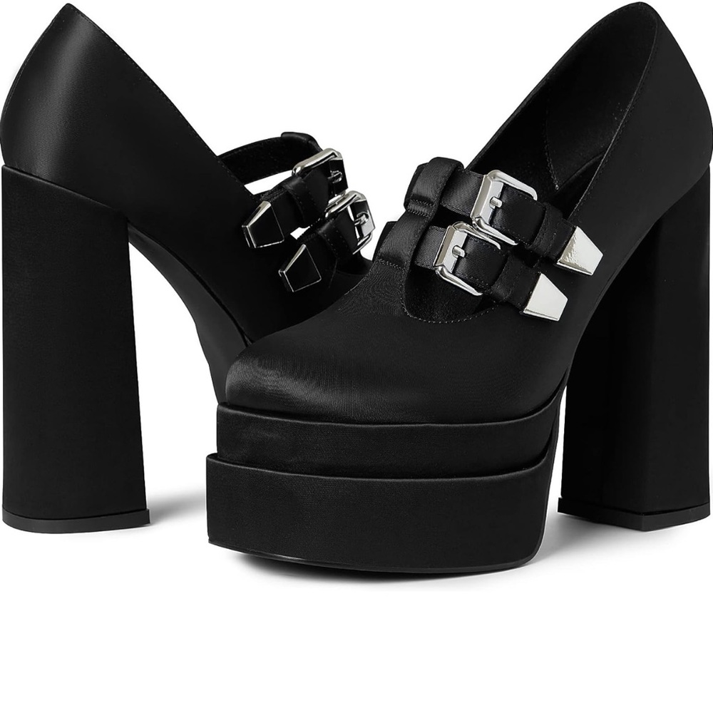 SEXY AS HELL 🥵 gothic, platform heels in satin w/ buckles! Smokin’! SZ 8! *NEW*